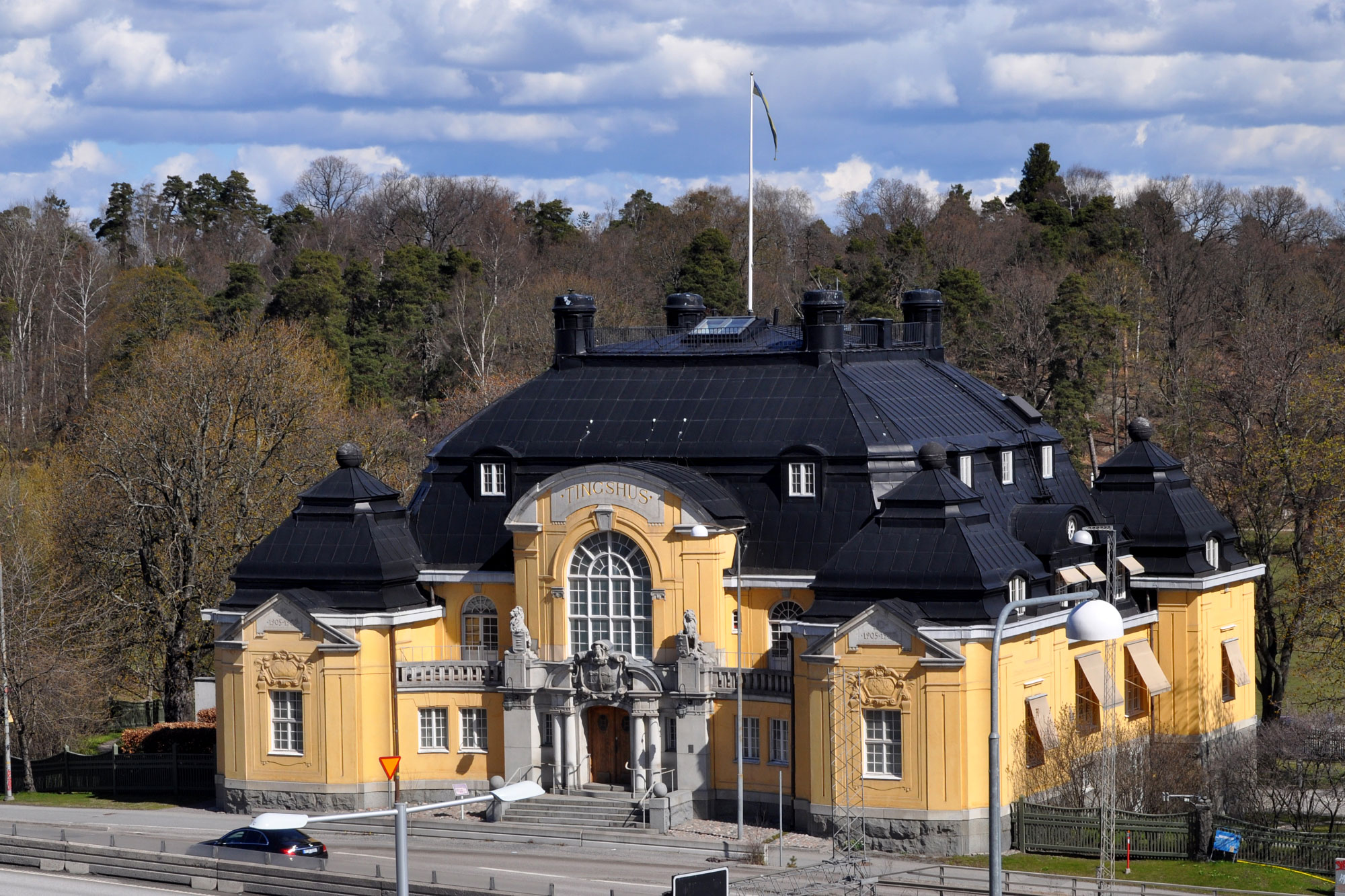 Solna, Stockholm (Photo License: CC-BY-SA-3.0)